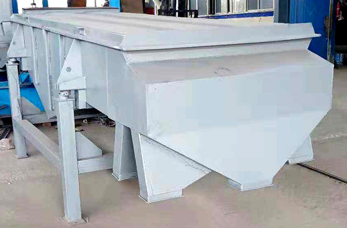 直线振动筛木质筛框与金属筛孔的对比