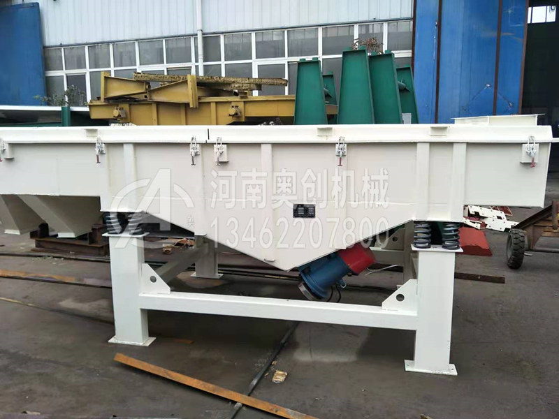 砂浆粉料除杂直线筛选机避免横梁产生裂纹、断裂的改进措施