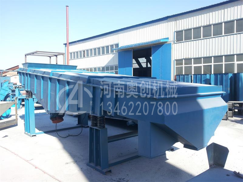 河沙泥砂专用直线振动筛选机使用操作注意以下几点 河沙泥砂专用直线振动筛选机使用操作注意以下几点