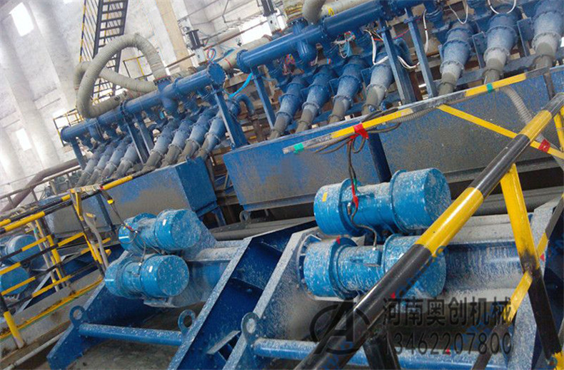 圆振筛在筛分材料的工作过程中起着至关重要的作用