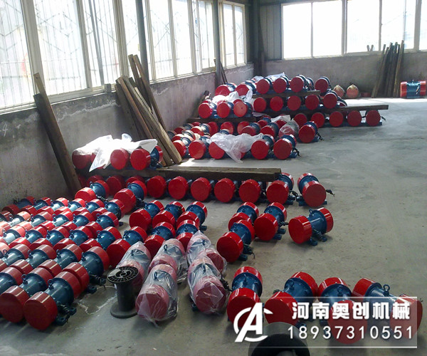 各种类型上的振动筛使用的防爆振动电机的安装和调整顺序是什么?