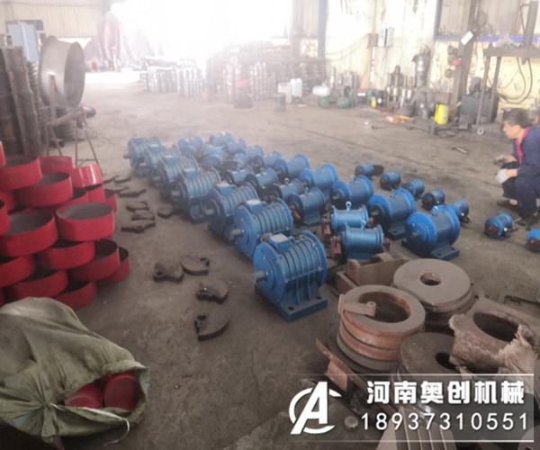 振动筛上使用的振动电机五大保养注意事项