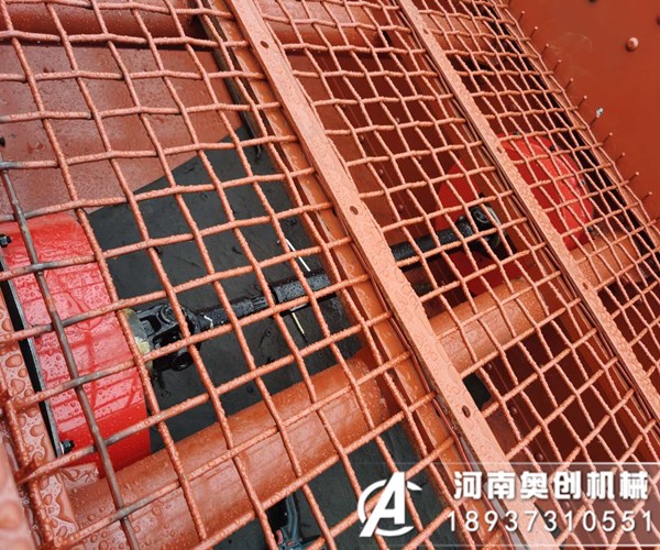 造成矿用粘土振动筛?筛网破损的原因和解决方法