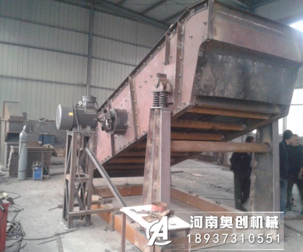 重型矿石直线筛