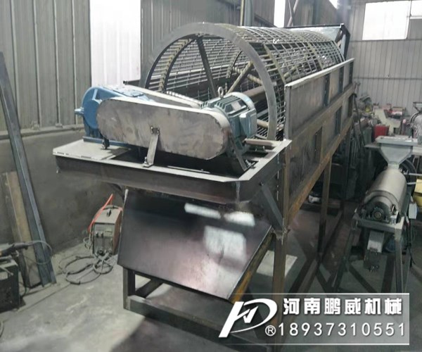 筛沙机振动筛和滚筒筛哪个筛湿沙更好用？