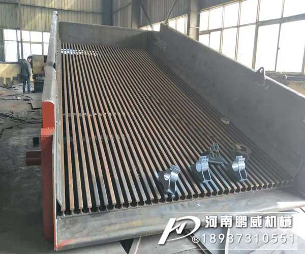 棒条直线筛分机