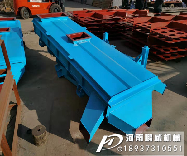 直线振动筛进料口为什么需要加振动给料机呐？