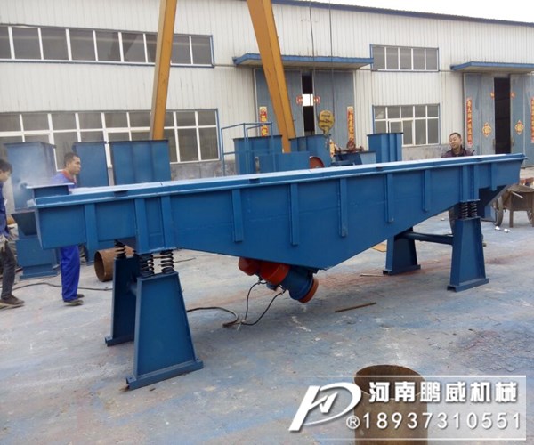 矿用直线振动筛更换弹簧时需要注意弹簧的硬度？