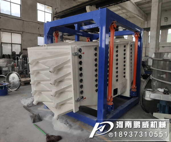 砂石料筛分使用哪种振动筛设备效果好?