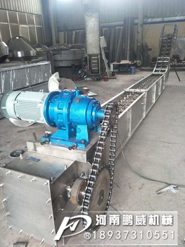 埋刮板输送输送300度物料用什么材质