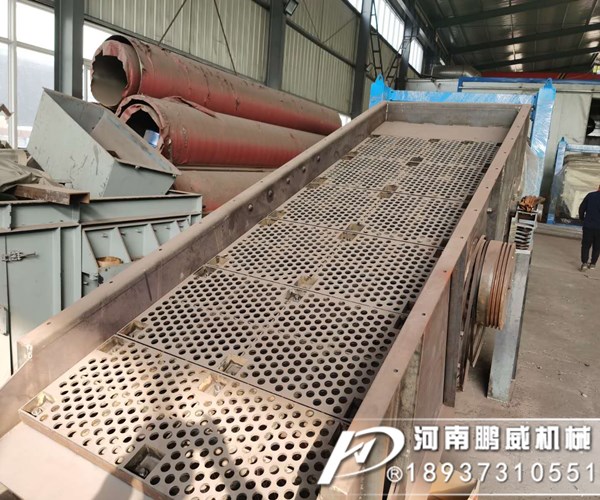 土石圆振动筛筛网堵泥怎么样解决？