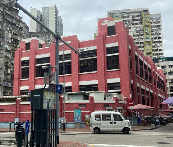 新澳门彩历史开奖记录走势图大全和街头下水道爬出女子与街头下水道爬出女子身体视频